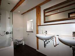 Eifel Farmhouse Comfortable Holiday Residence