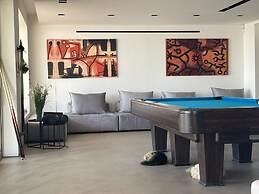 Villa in Patras With Pool Near Beach