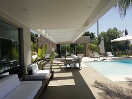 Villa in Patras With Pool Near Beach