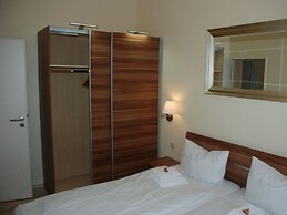 Holiday Apartment Villa in the Park