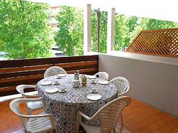 Apartment in Caorle Near Beach & Pool