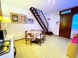 Apartment in Caorle Near Beach & Pool
