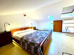 Apartment in Caorle Near Beach & Pool