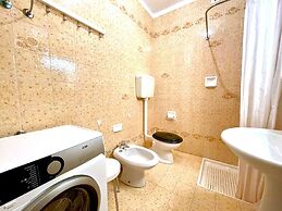 Apartment in Caorle Near Beach & Pool