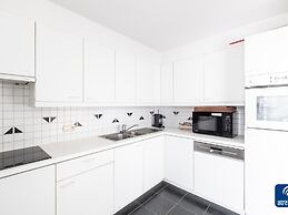 Modern Flat in Quiet Area