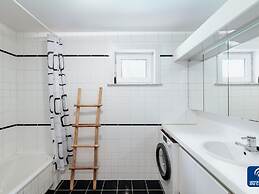 Modern Flat in Quiet Area