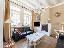 Seaside Charm & Privacy