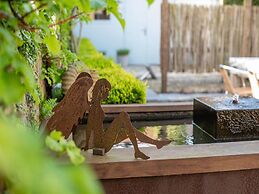 Seaside Charm & Privacy