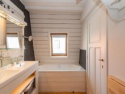 Seaside Charm & Privacy