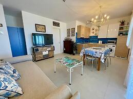 Seaview Caorle Apartment With Pool