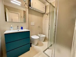 Seaview Caorle Apartment With Pool