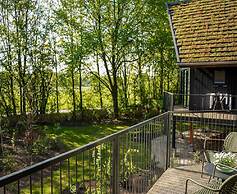 Spacious Holiday Home With Garden