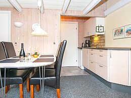 6 Person Holiday Park Home in Hemmet