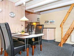 6 Person Holiday Park Home in Hemmet