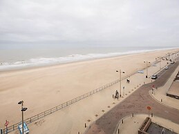 Beachfront Bliss With Parking
