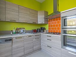 Bright Holiday Home With Garden