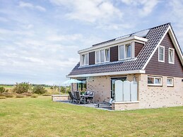 Stylish Texel Escape With Spa