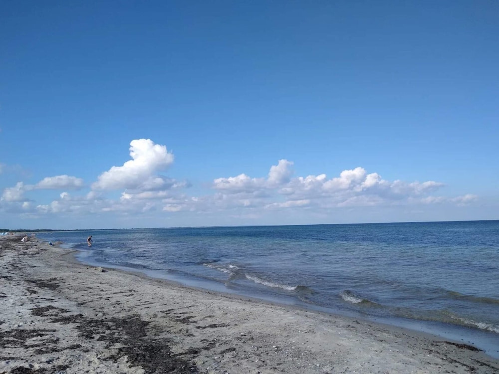 6 Person Holiday Home in Vaeggerlose
