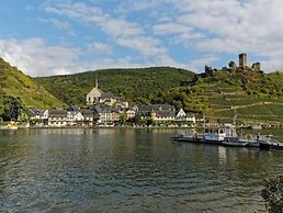 Holiday Apartment Moselle Beach 1