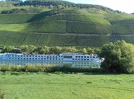 Holiday Apartment Moselle Beach 1