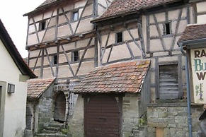 Franconia's Center No.3