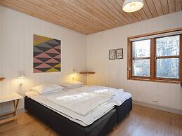 6 Person Holiday Home in Vaeggerlose