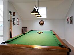 4 Star Holiday Home in Hunnebostrand