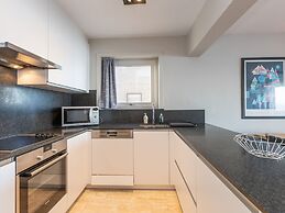 Apartment on the Seventh Floor With sea View