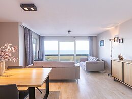 Apartment on the Seventh Floor With sea View