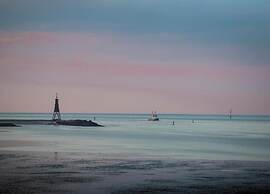 Comfort Steps From the North Sea