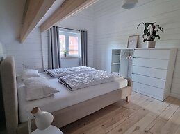 Comfort Steps From the North Sea
