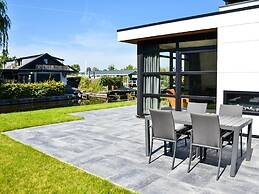 Waterfront Family Retreat