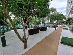 Pool Access View Laguna Beach Resort 3 Condo