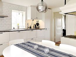 4 Star Holiday Home in BRO