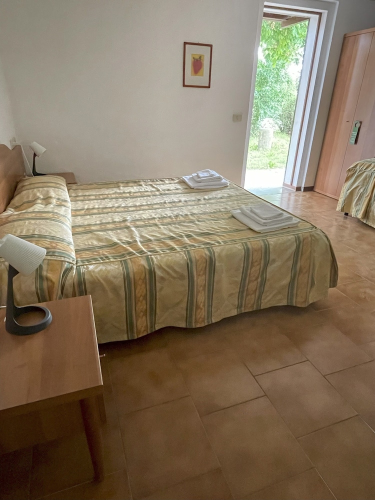 Agriturismo La Lupa