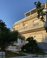 Holiday Apartment Petra & Lucija