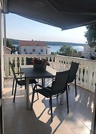 Holiday Apartment Petra & Lucija