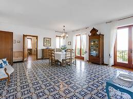 Villa in Torri With Pool & Mountain Views