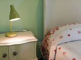 Villa in Torri With Pool & Mountain Views