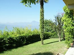 Villa in Torri With Pool & Mountain Views