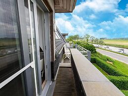 Quiet Getaway w/ Terrace