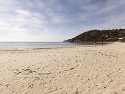 Villa Giulia wit Zandstrand