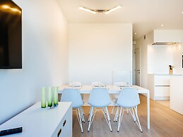 Apartment on Zeedijk With Stunning Sea View