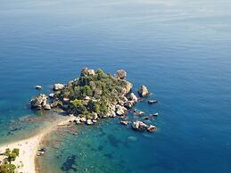Pool House Giulia Comfortable Holiday Residence