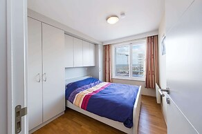 Apartment With Frontal Sea-views