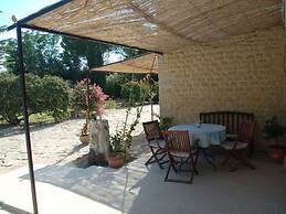 Camargue Modern Retreat