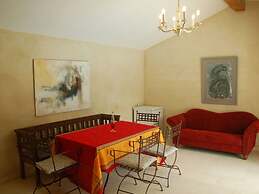 Camargue Modern Retreat