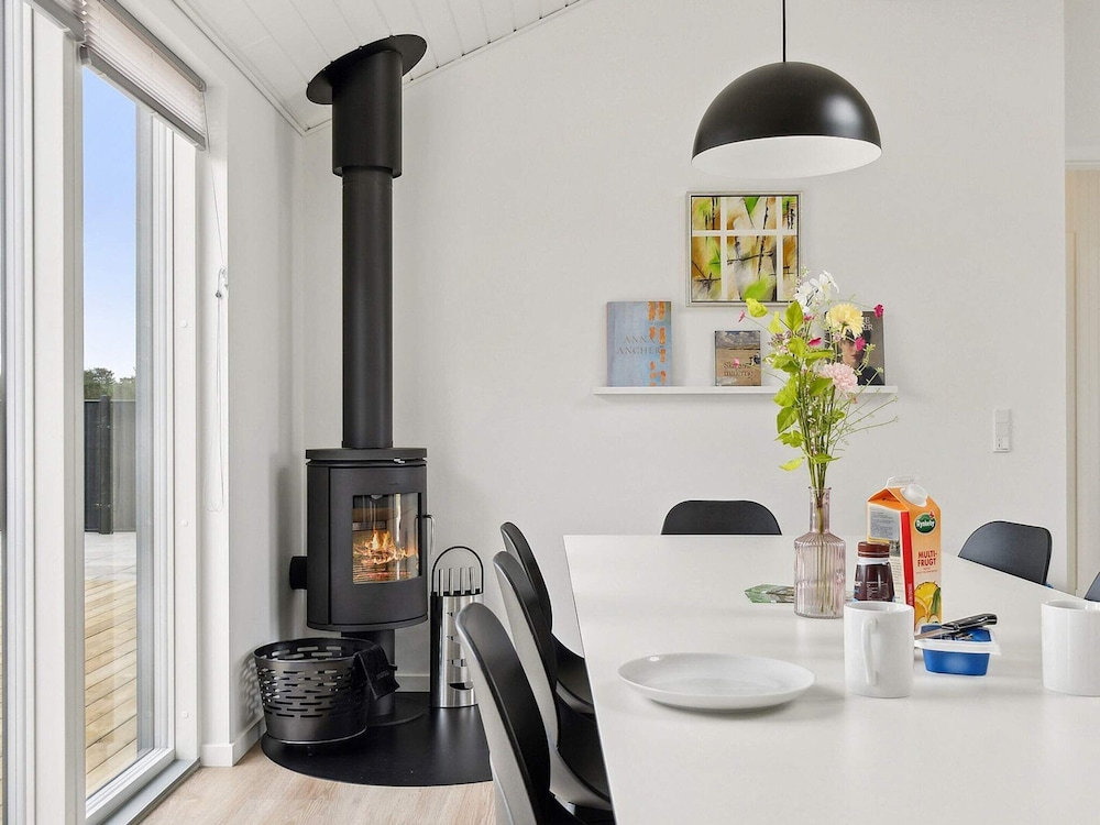 5 Star Holiday Home in Albaek