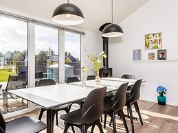5 Star Holiday Home in Albaek