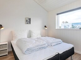 5 Star Holiday Home in Albaek